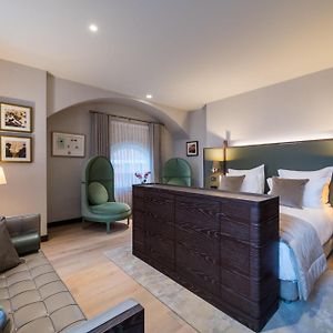 Kamer met een King Size Bed